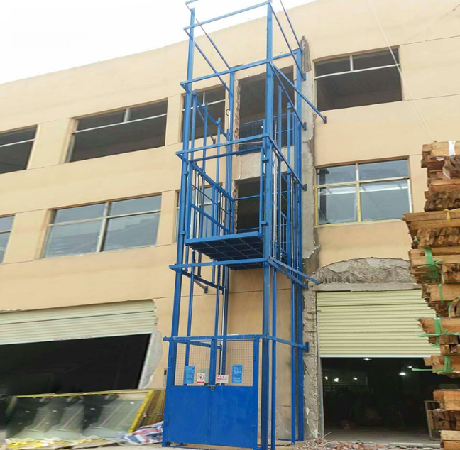 云南建材厂室外物料提升